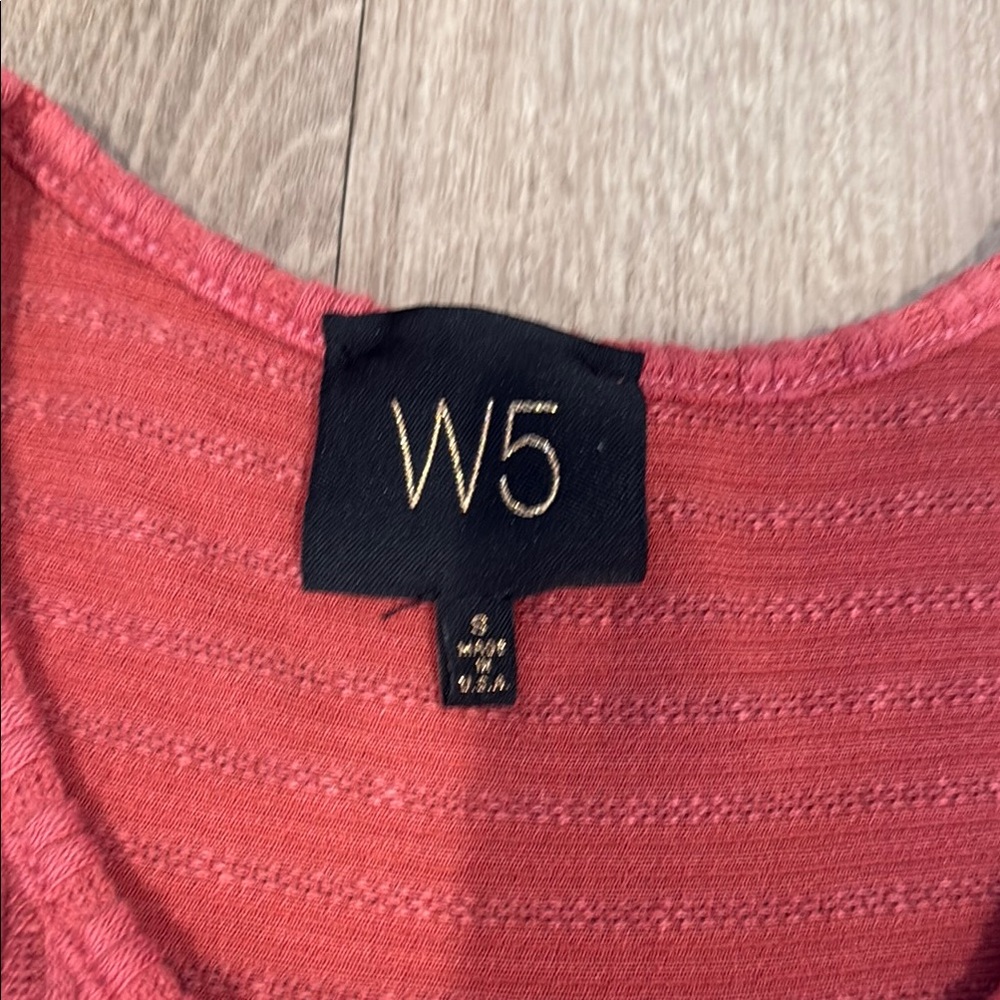 W5 coral Ribbed Buttoned Tank Top - Picture 2 of 4